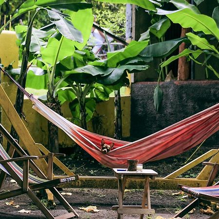 Hostel Life Is Good Moyogalpa Bagian luar foto