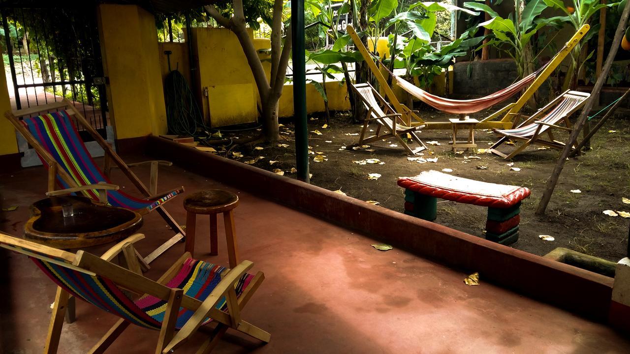 Hostel Life Is Good Moyogalpa Bagian luar foto