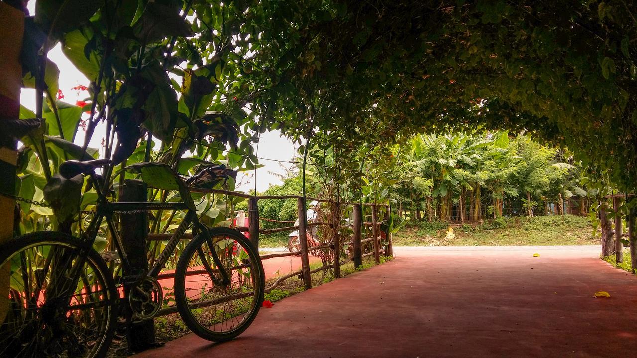 Hostel Life Is Good Moyogalpa Bagian luar foto